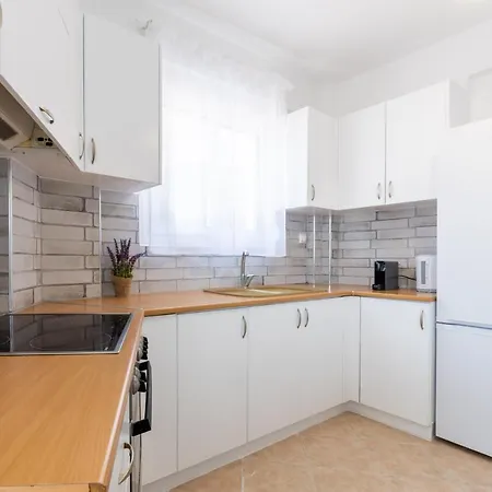 Anesis Seaview 1 Apartman *