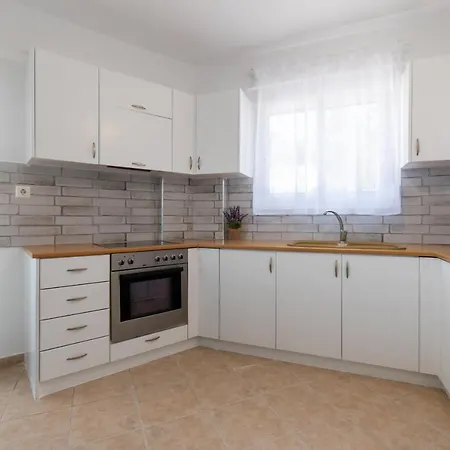 Anesis Seaview 1 * Néosz Marmarász