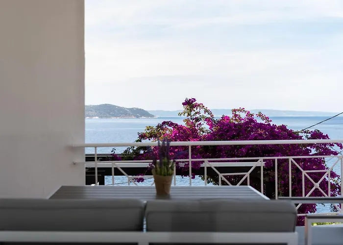 Anesis Seaview 1